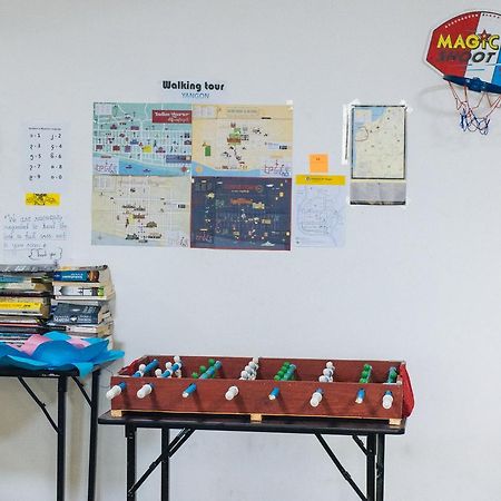 Dengba Hostel يانغون المظهر الخارجي الصورة