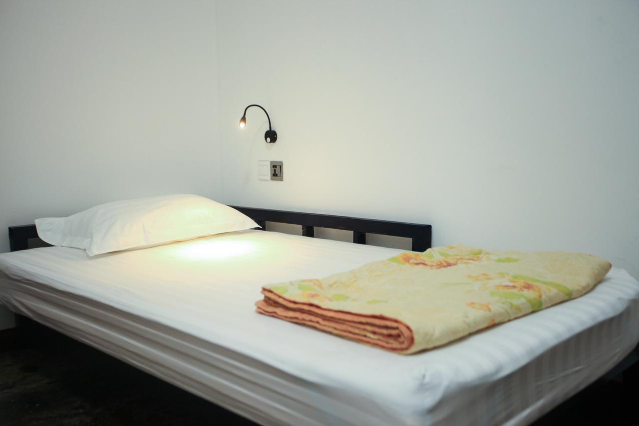 Dengba Hostel يانغون المظهر الخارجي الصورة
