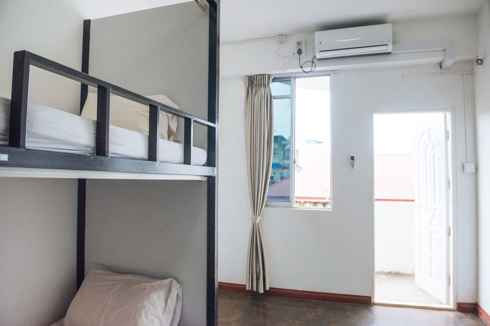 Dengba Hostel يانغون المظهر الخارجي الصورة
